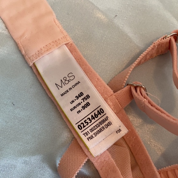 Pink Vintage-Style Bra - Picture 2 of 5